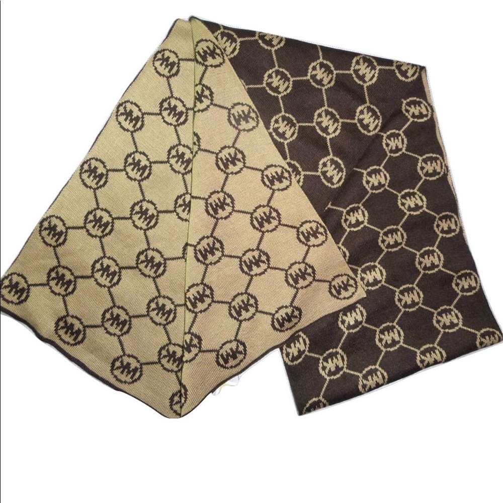 🪴3xHP🪴 Michael Kors Jetset Logo Knit Scarf
